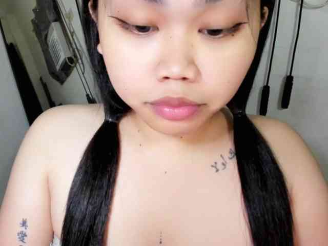 Perky_Ashley