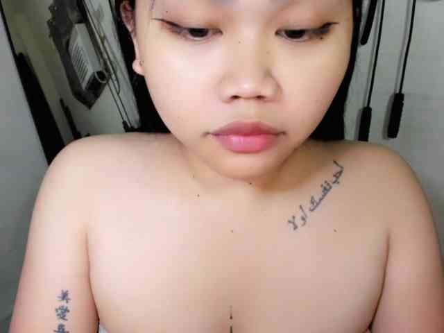 Perky_Ashley