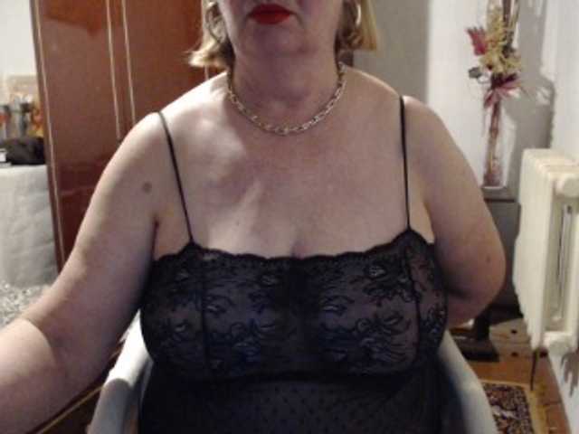 Secretfox's BongaCams show and profile