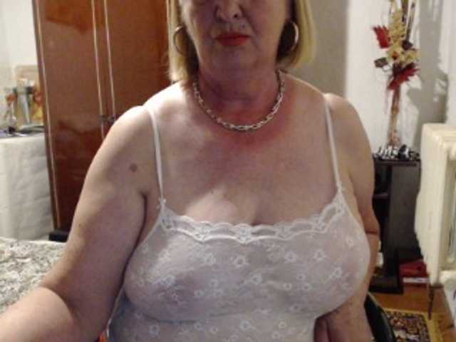 Secretfox live cam on BongaCams