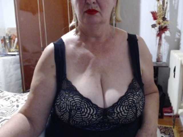 Secretfox live cam on BongaCams