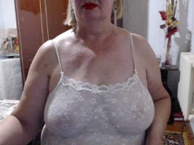 Secretfox live cam on BongaCams