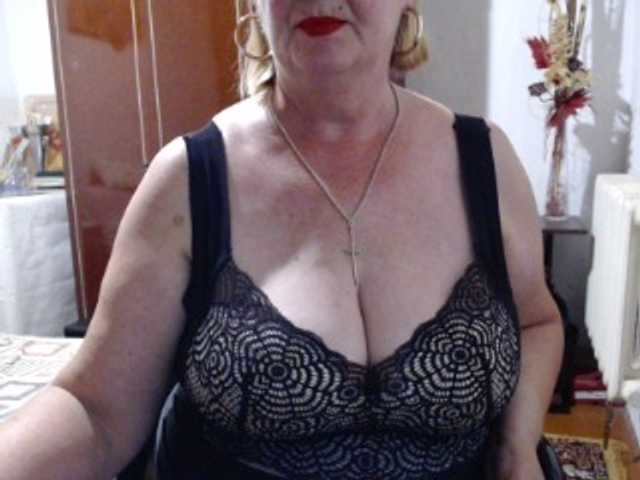 Secretfox live webcam show