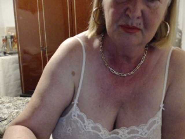Secretfox live cam on BongaCams