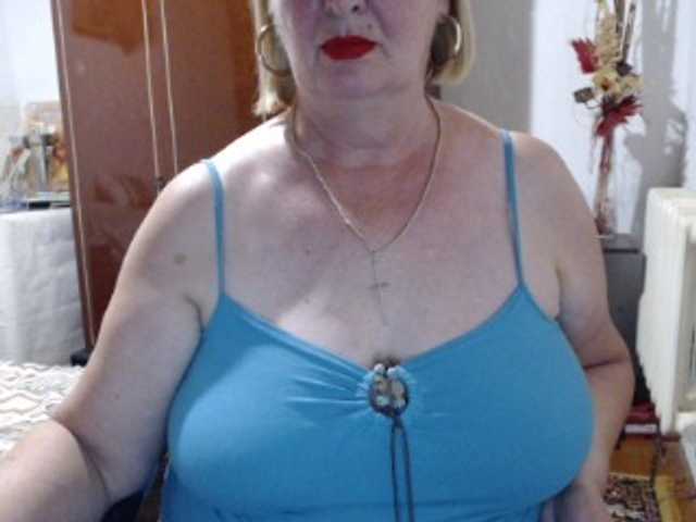 Secretfox live cam on BongaCams