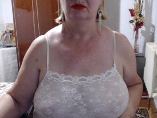 Secretfox live cam on BongaCams