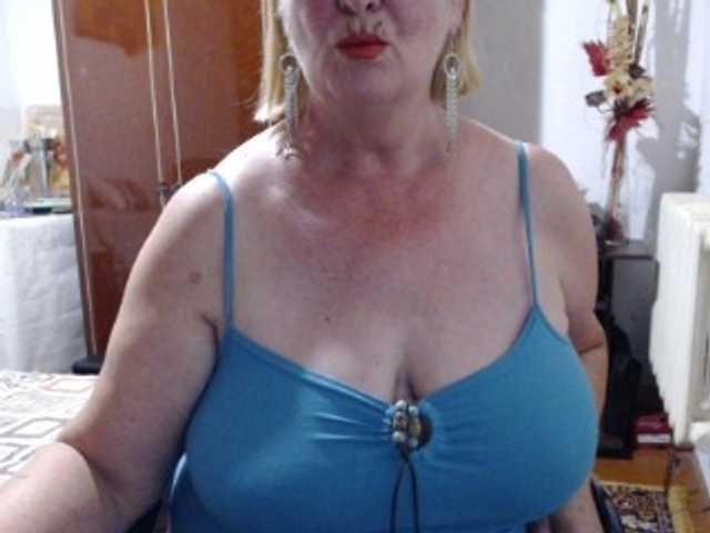 Secretfox live webcam show