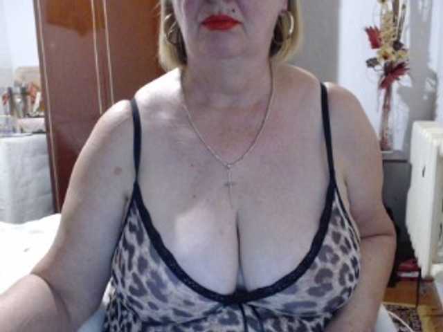Secretfox live cam on BongaCams