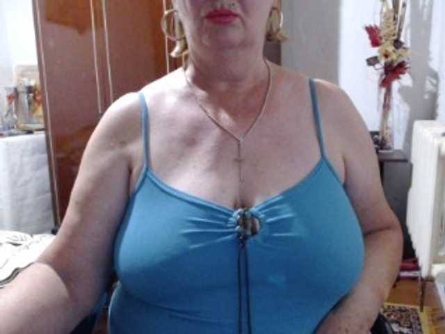 Secretfox live cam on BongaCams