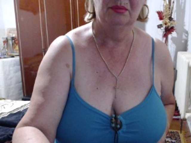 Secretfox live cam on BongaCams