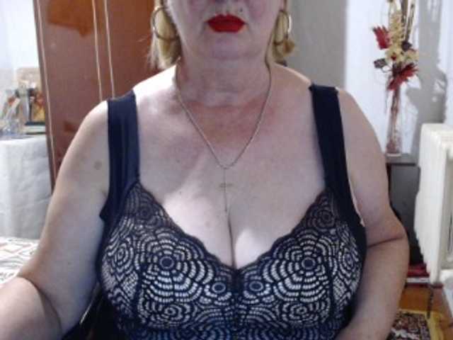 Secretfox live webcam show