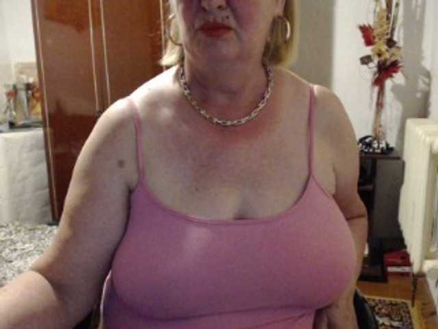 Secretfox live cam on BongaCams