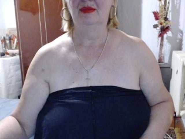 Secretfox, en directo ahora en BongaCams