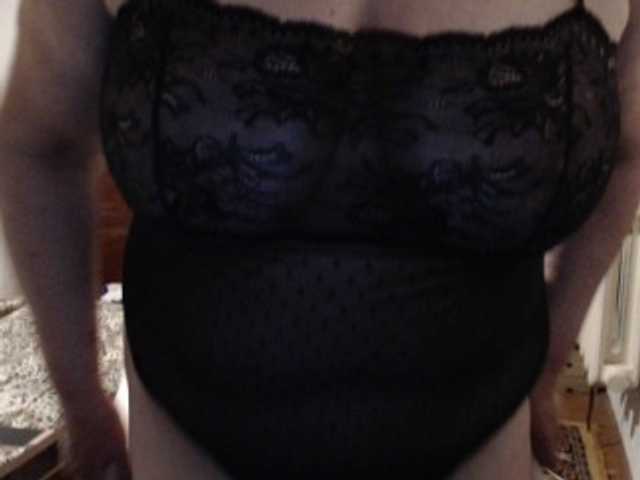 Secretfox's BongaCams show and profile