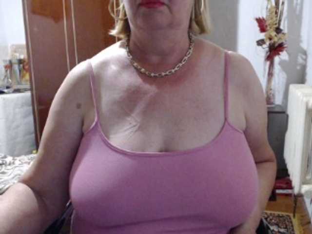Secretfox live cam on BongaCams