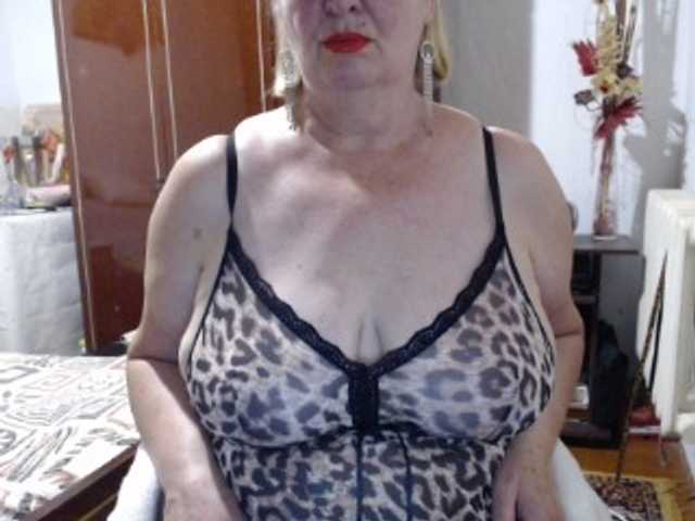 Secretfox live cam on BongaCams