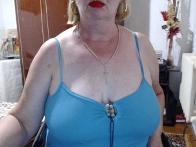Secretfox live cam on BongaCams