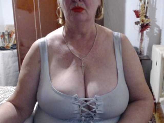 Secretfox live cam on BongaCams