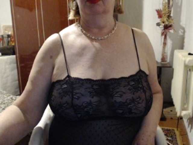 Secretfox's BongaCams show and profile