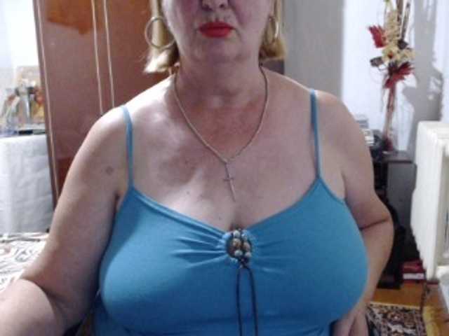 Secretfox live cam on BongaCams