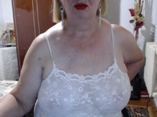 Secretfox live cam on BongaCams