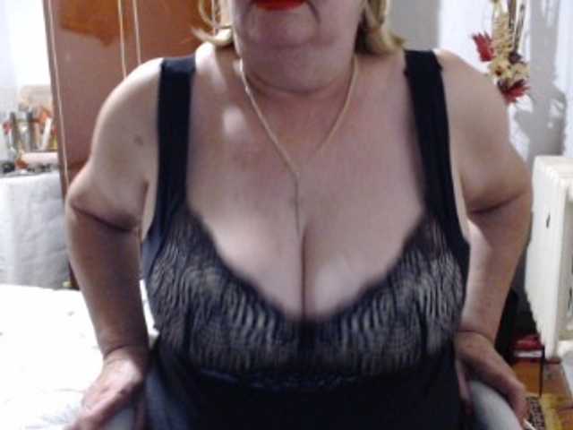 Secretfox, en directo ahora en BongaCams