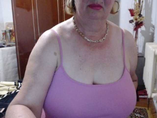 Secretfox live cam on BongaCams