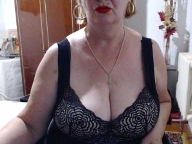 Secretfox live cam on BongaCams