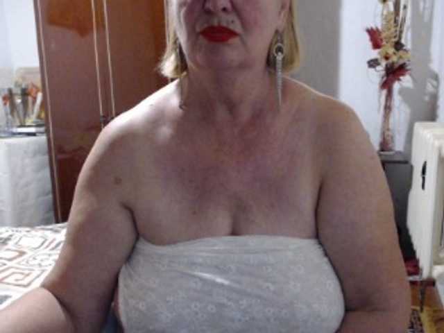 Secretfox live cam on BongaCams