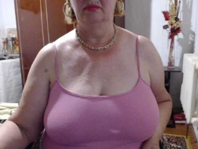 Secretfox live cam on BongaCams