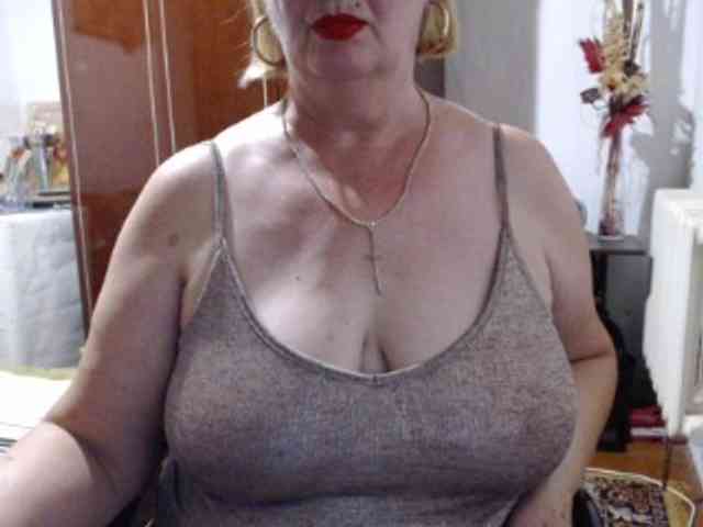 Secretfox Live Webcam on BongaCams