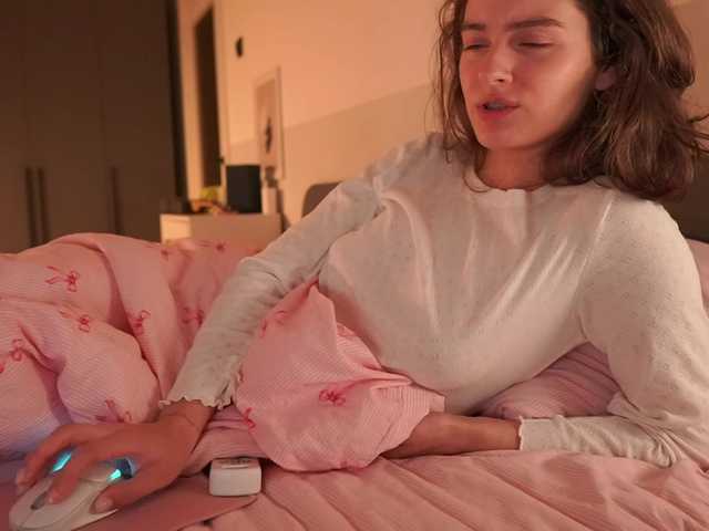 emmsee live cam preview