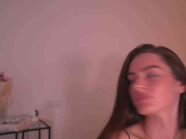 EmmSee live show