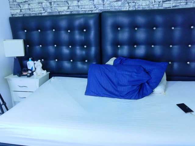 tiny-veronica live cam on BongaCams
