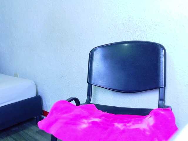 tiny-veronica live cam on BongaCams