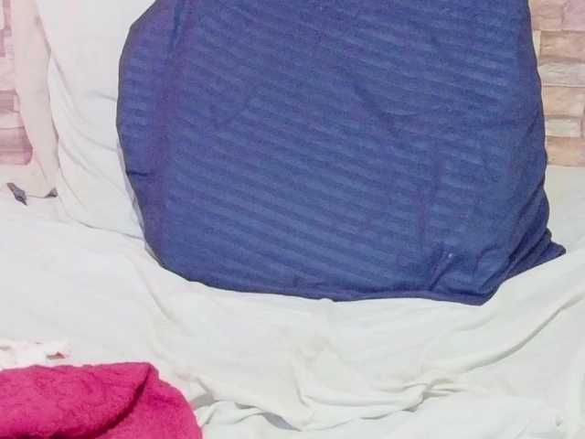 tiny-veronica live cam on BongaCams
