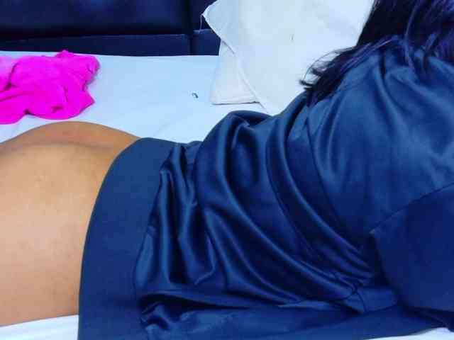 tiny-veronica Live Webcam on BongaCams