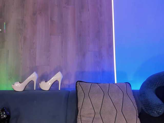 SofiaReyes1 live cam on BongaCams