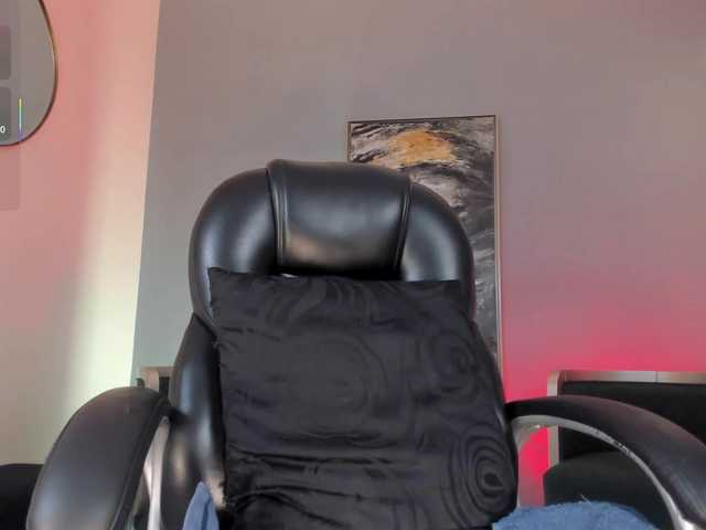 SofiaReyes1's BongaCams show and profile