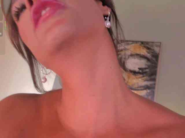 SofiaReyes1 webcam