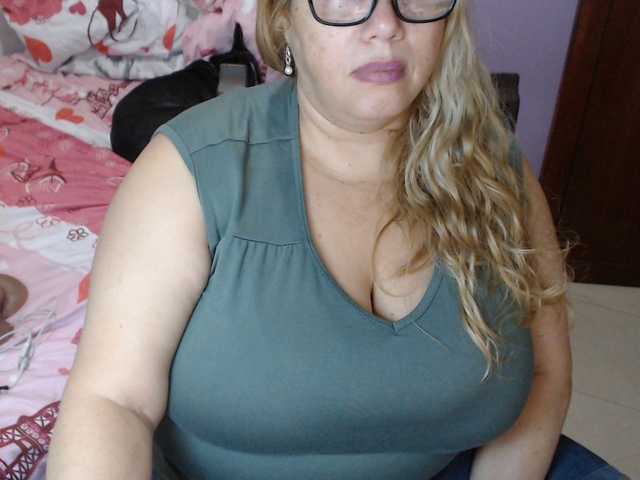 ElizabethTaylor8 live webcam show
