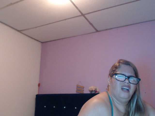 ElizabethTaylor8's BongaCams show and profile