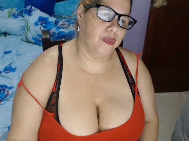 ElizabethTaylor8 live webcam show
