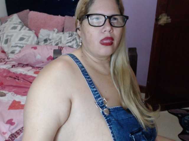 ElizabethTaylor8 live webcam show