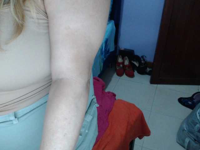 ElizabethTaylor8 live webcam show