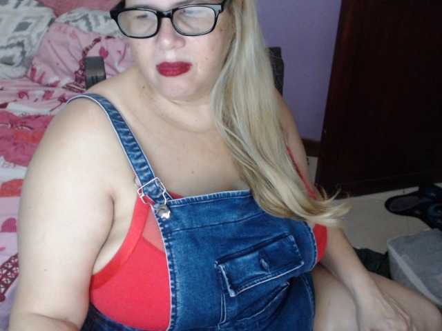 ElizabethTaylor8 live webcam show