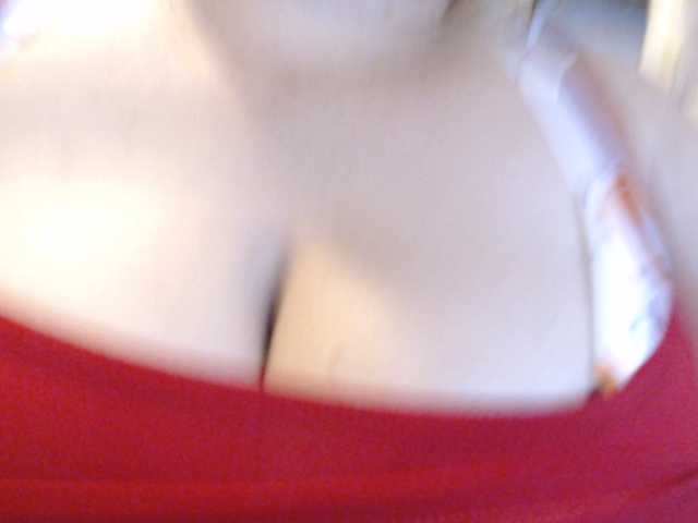 ElizabethTaylor8 live cam preview