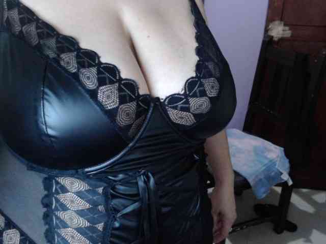 ElizabethTaylor8 webcam
