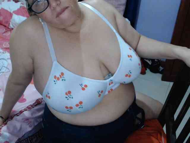 ElizabethTaylor8 webcam