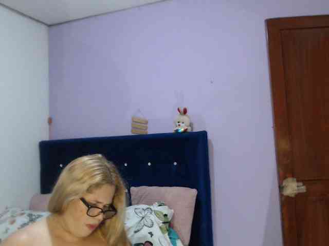 ElizabethTaylor8 webcam